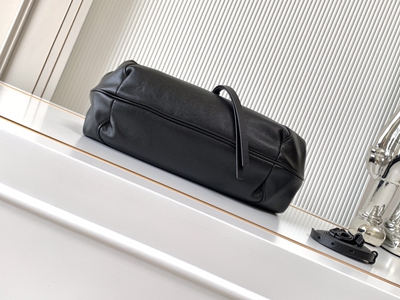 フェンディバッグ内部構造